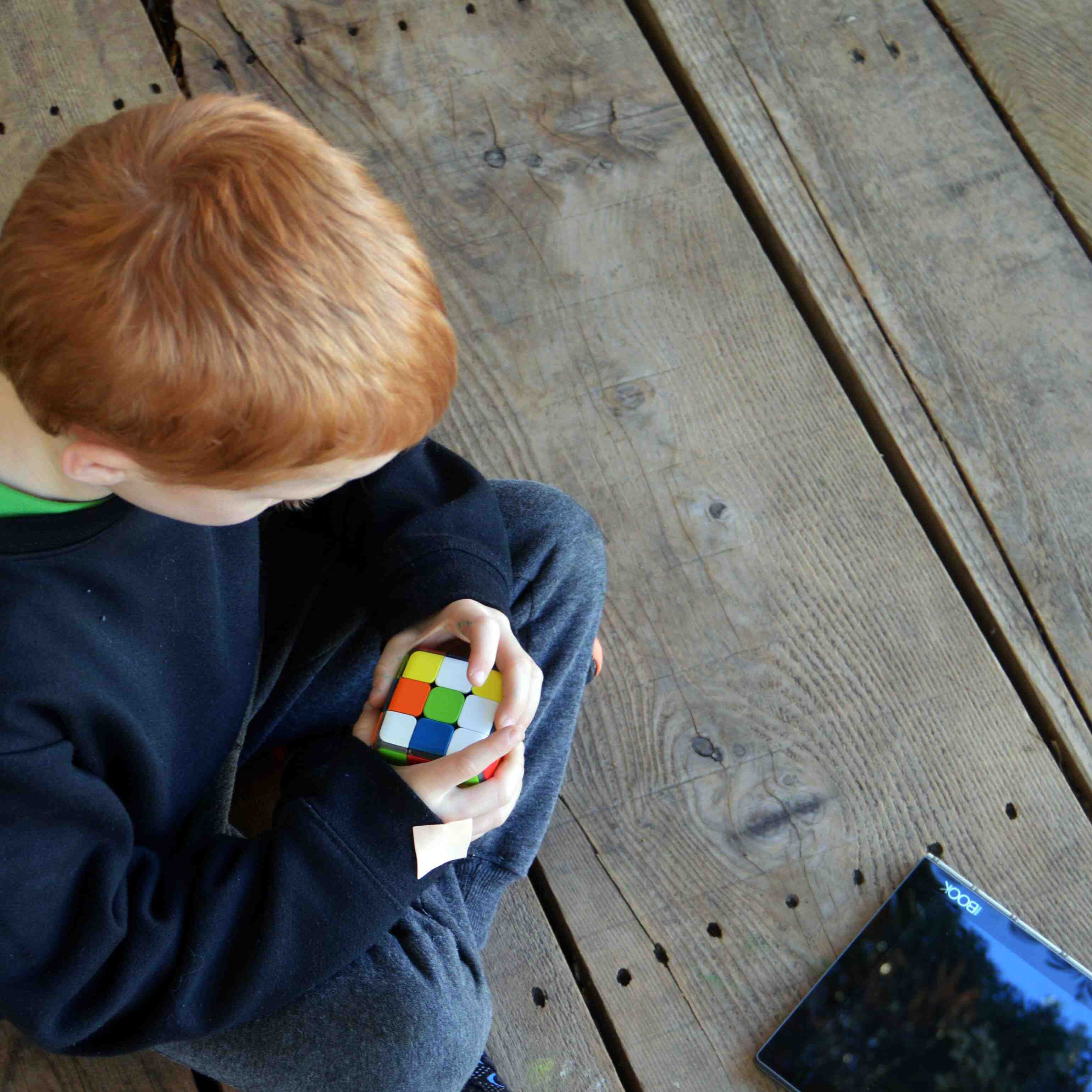 Load video: smart rubik's cube by Particula